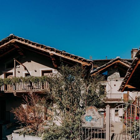 Au Coeur Du Village Chambres D'Hotes & Spa 阿纳德 外观 照片