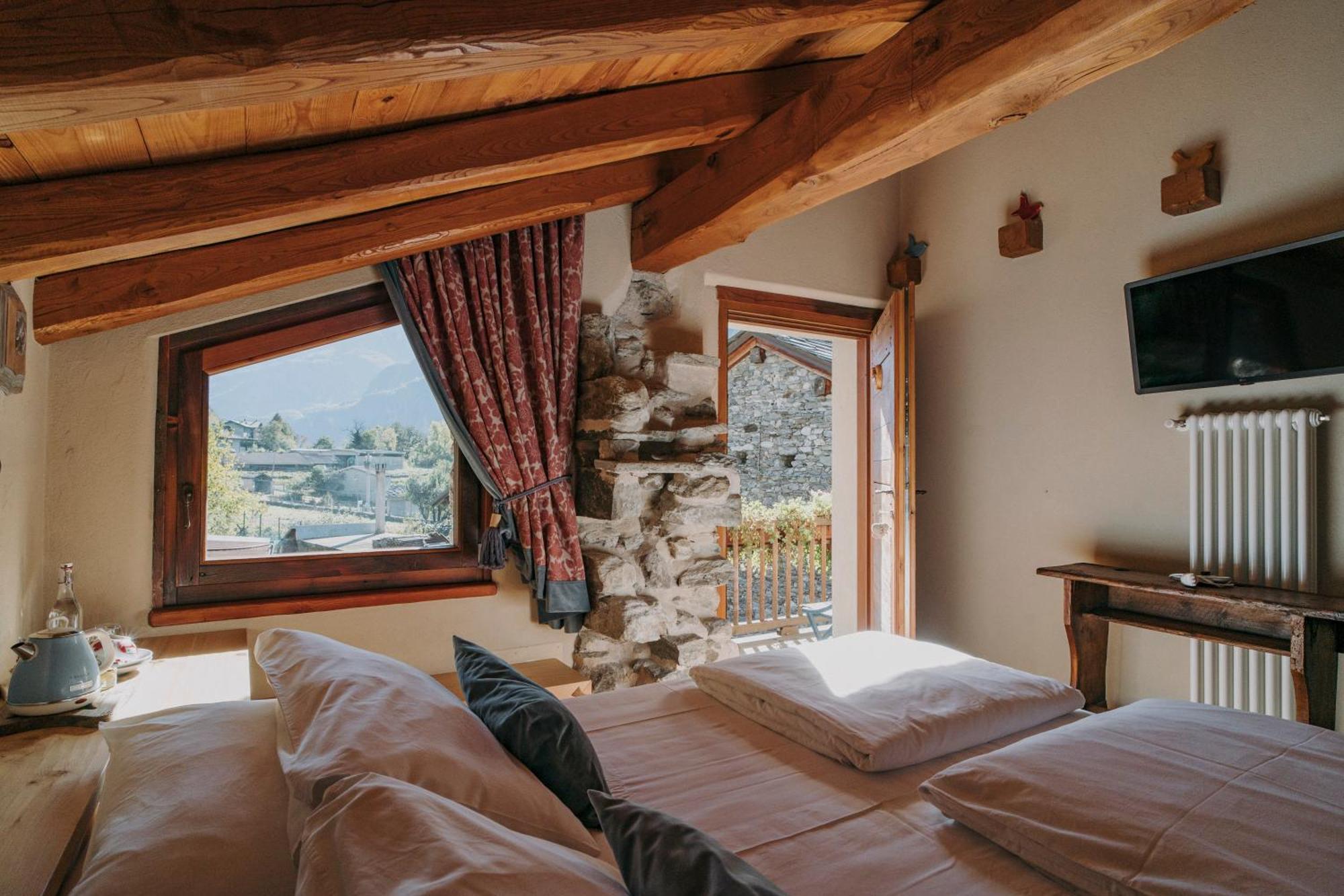 Au Coeur Du Village Chambres D'Hotes & Spa 阿纳德 外观 照片
