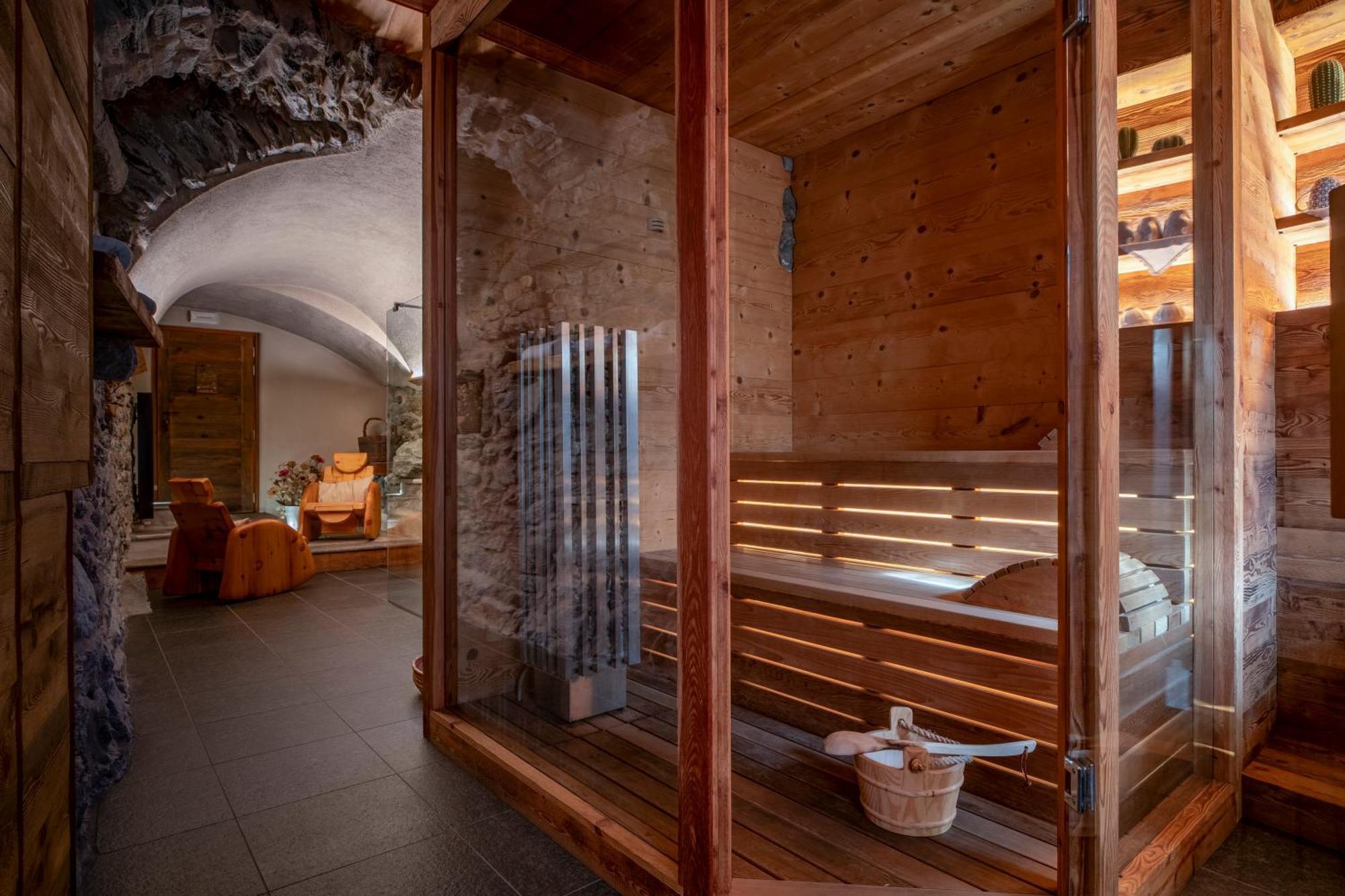Au Coeur Du Village Chambres D'Hotes & Spa 阿纳德 外观 照片