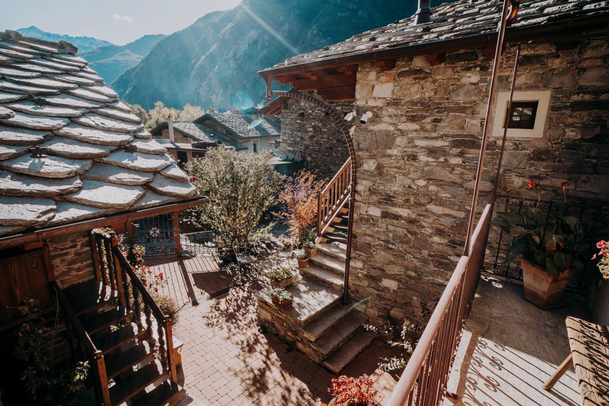 Au Coeur Du Village Chambres D'Hotes & Spa 阿纳德 外观 照片